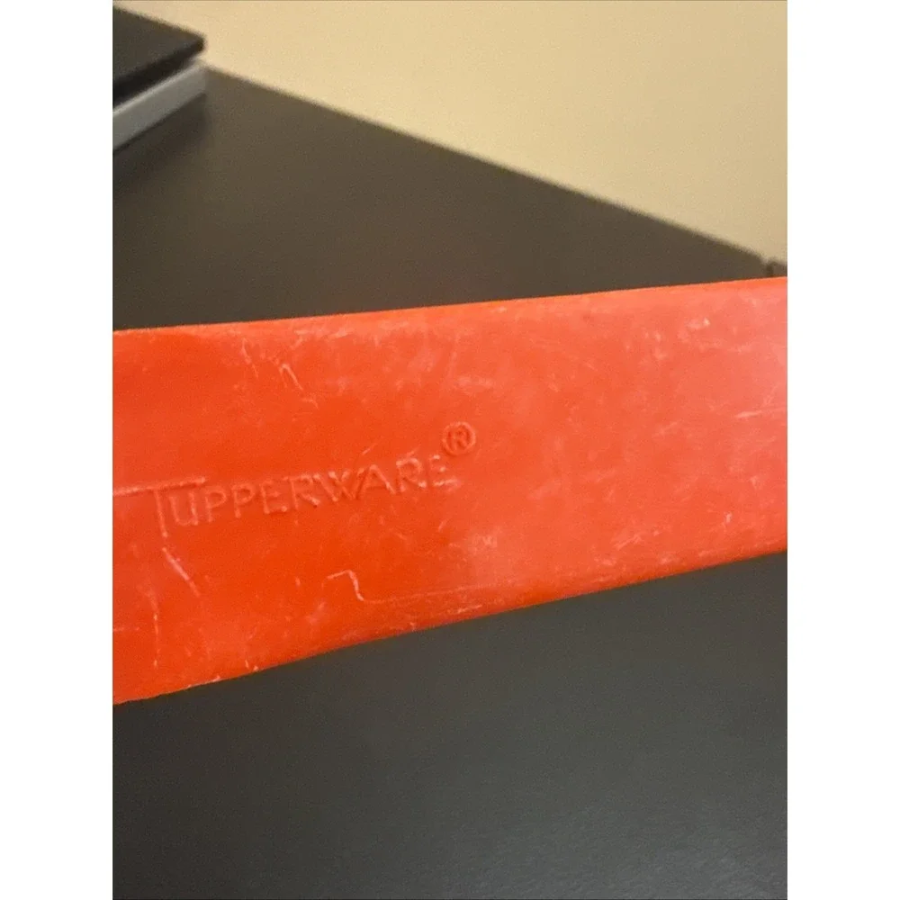 Vintage Tupperware Cut N Serve Pie Cake Server Serrated Orange 10 1/2 In.
